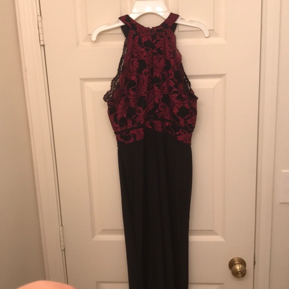 Formal Dress - Picture 2 of 4